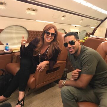 María Celeste y Romeo Santos de paseíto juntos, camino a Puerto Rico