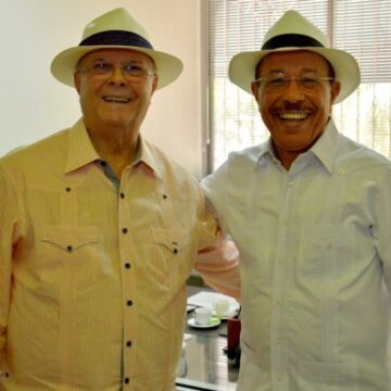 Hipólito Mejía y Temístocles Montás pasan revista situación política del país