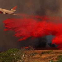 Los letales incendios de California podrían ganar fuerza