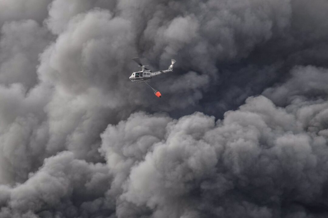 Increíble fuego en #PlazaLama 3 de 4 | Via @MisaelRincon