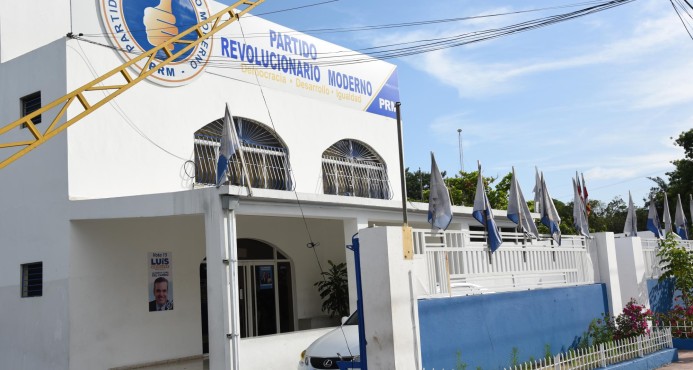 PRM rechaza interpelación a jueces TSE y acusa a Reinaldo de tratar de “controlar la justicia”
