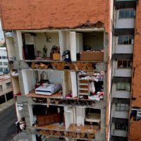 Suman 361 muertos por terremoto en México