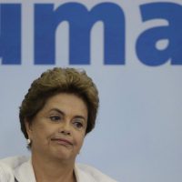 Tribunal de Cuentas de Brasil ordena bloquear bienes de Rousseff por daños a Petrobras