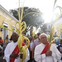 Celebran tradicional procesión de Domingo de Ramos en la Ciudad Colonial