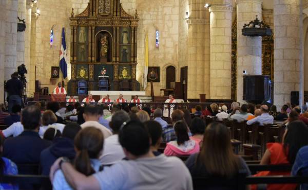 Iglesia pide poderes del Estado tengan independencia; dice debe fortalecerse la democracia