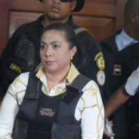 Tribunal decide hoy si el caso Emely Peguero será conocido fuera de San Francisco