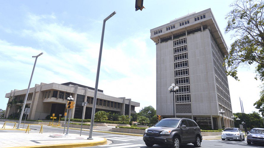 Junta Monetaria autoriza RD$25,000 millones más para préstamos nuevos y refinanciamientos