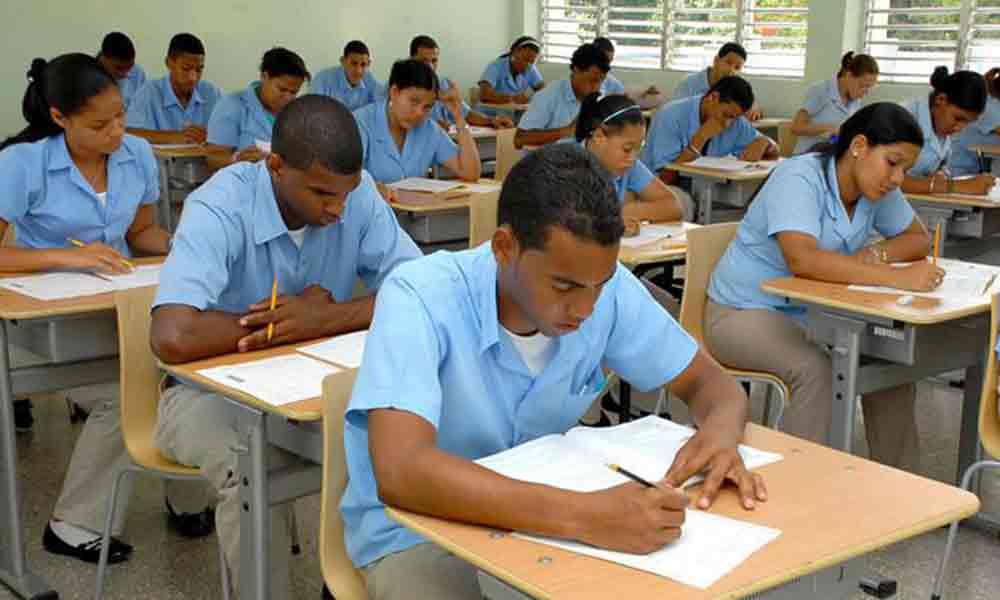 De 600 personas que aplicaron para estudiar Educación en Barahona solo 49 superaron la prueba