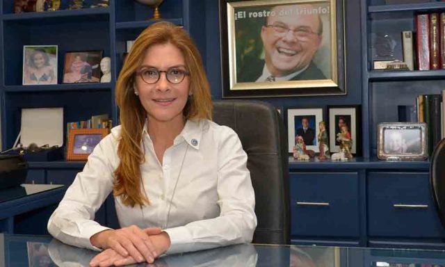 Alcaldesa Mejía apoya traslado de vendedores de la pulga