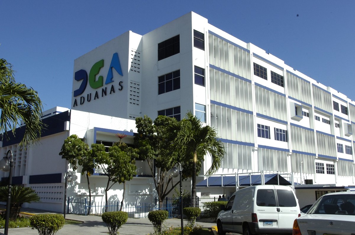 Aduanas anuncia que recaudó RD$596.8 millones ayer lunes