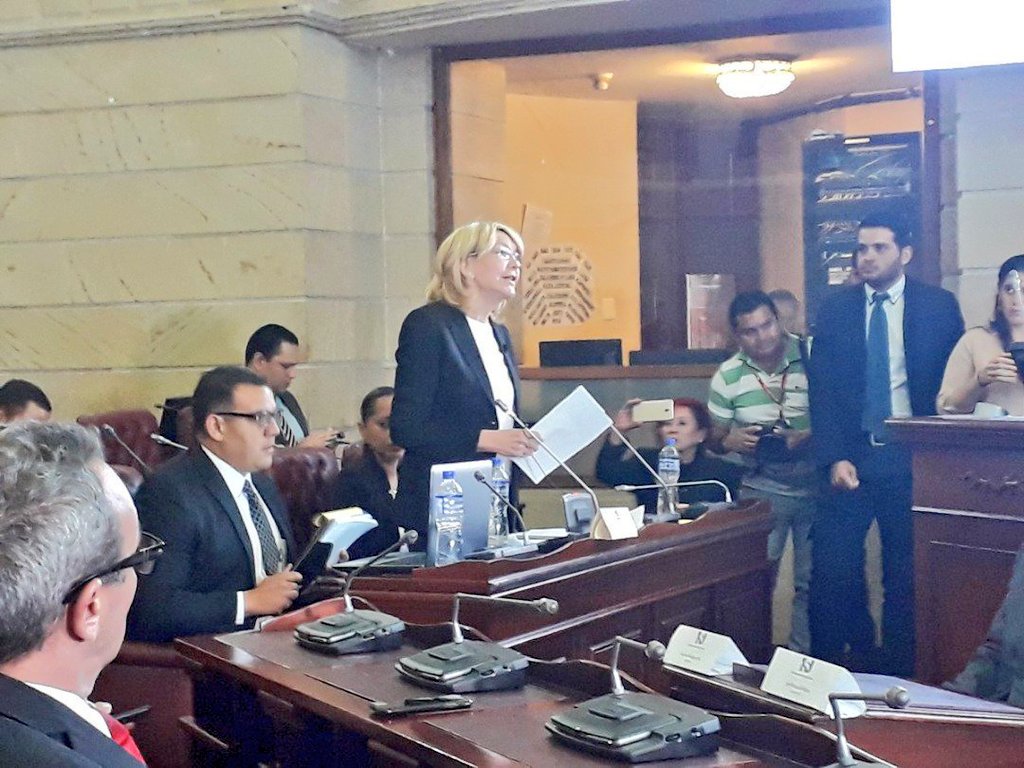 Exfiscal venezolana entrega pruebas para juzgar a Maduro por caso Odebrecht