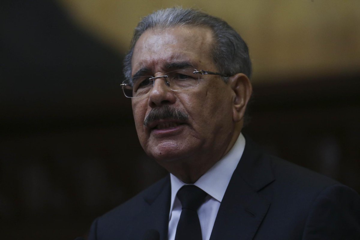 Danilo dice “el que haya dejado de creer en el PLD hay que dejarlo que le vaya bien”