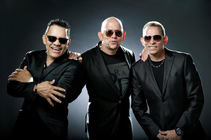 Un día como hoy Los hermanos Rosario cantaron por primera vez en público