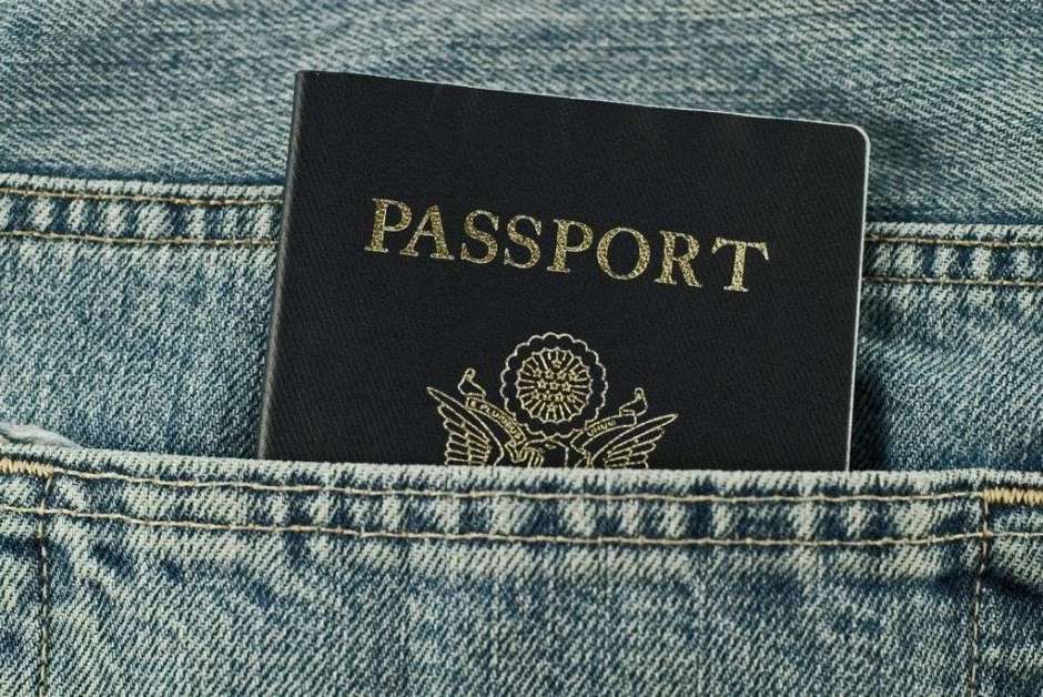 Abuso con el precio de las libretas de pasaportes