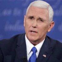 Pence reclama más presión a Maduro para que Venezuela recupere “su libertad”