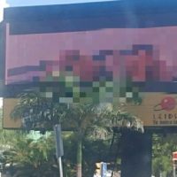 Video porno en pantalla publicitaria de la avenida 27 de Febrero escandaliza a ciudadanos