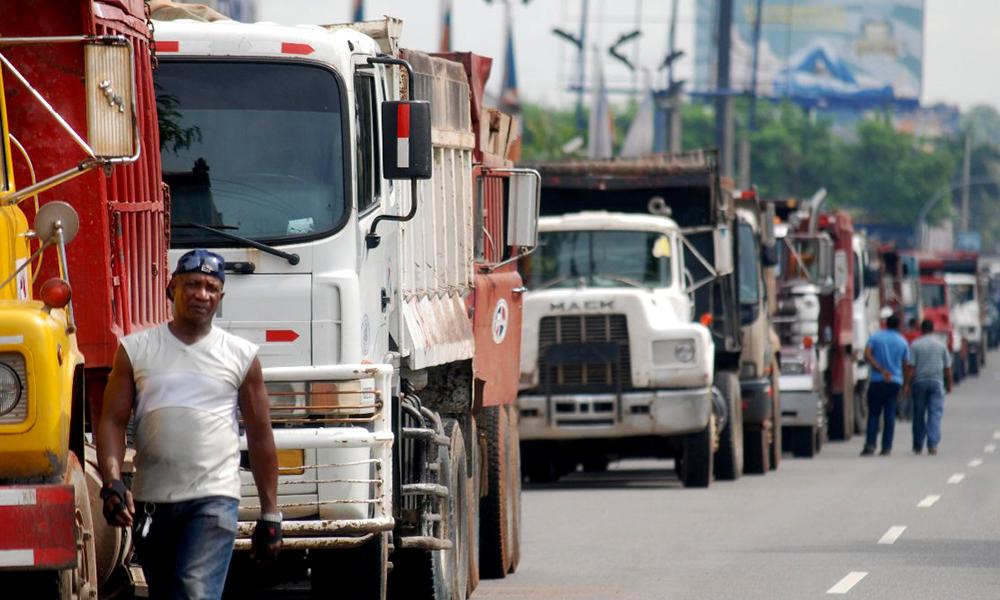 Fenatrado llama a NO Comprar Combustibles este Viernes