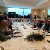 Leonel Fernández encabeza almuerzo con partidos emergentes