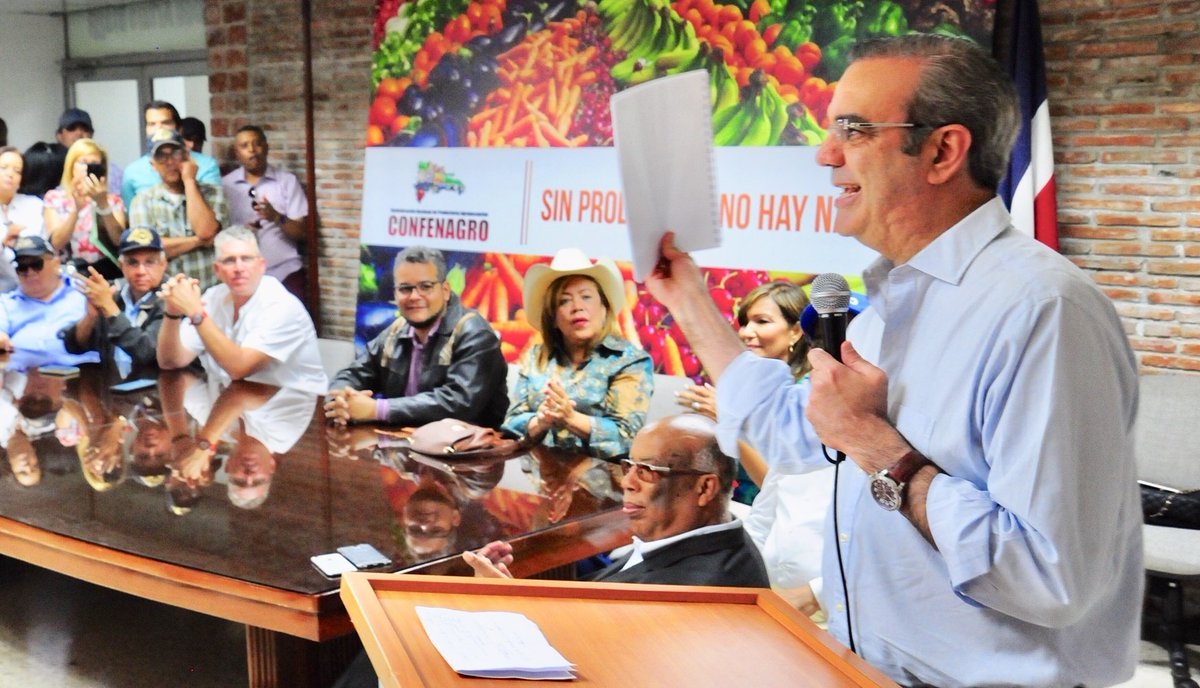 Luis Abinader: “Si saben contar que no cuenten con los diputados del PRM”