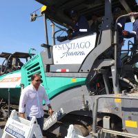 Alcalde Santiago anuncia programa de bacheo, asfaltado y señalización con inversión de 60 millones de pesos