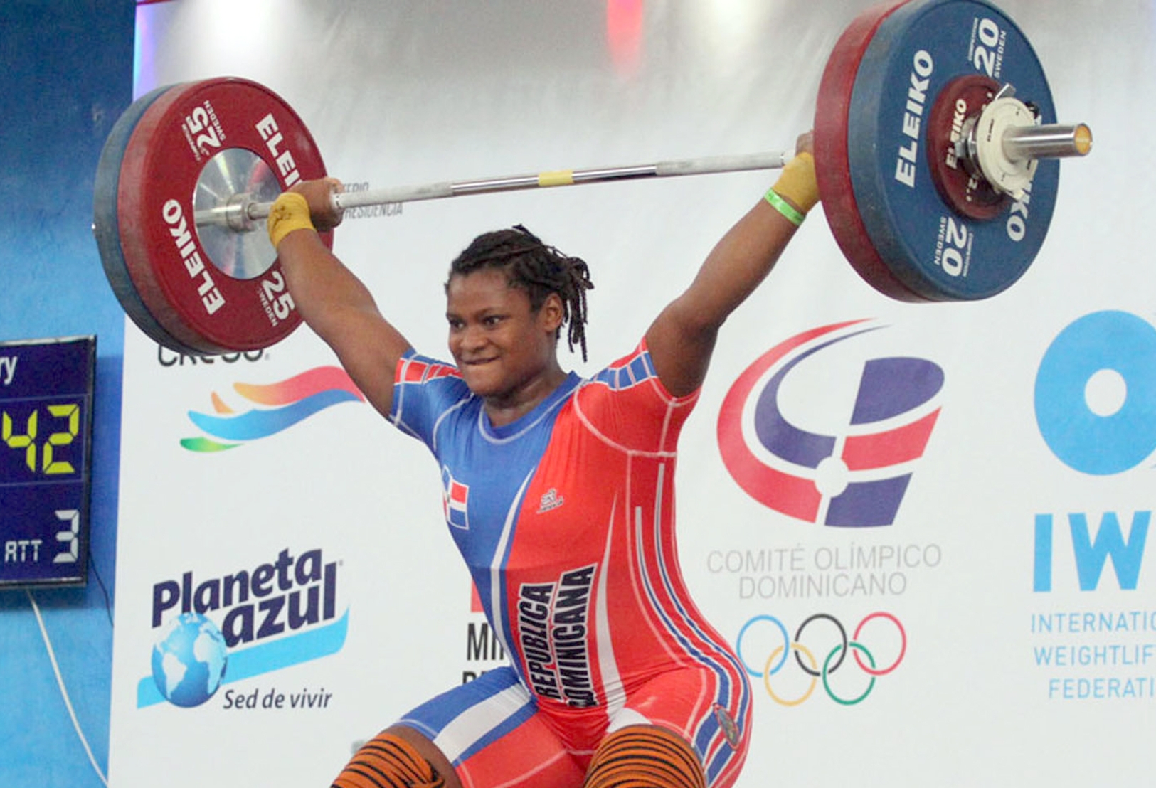 Crismery Santana gana el premio de Atleta del año por lo ACD