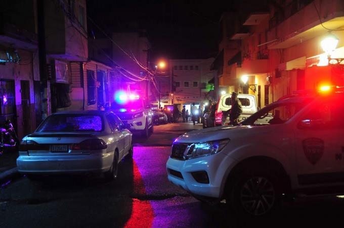 Un 67 % de los dominicanos se sienten inseguros caminando solos de noche, según informe