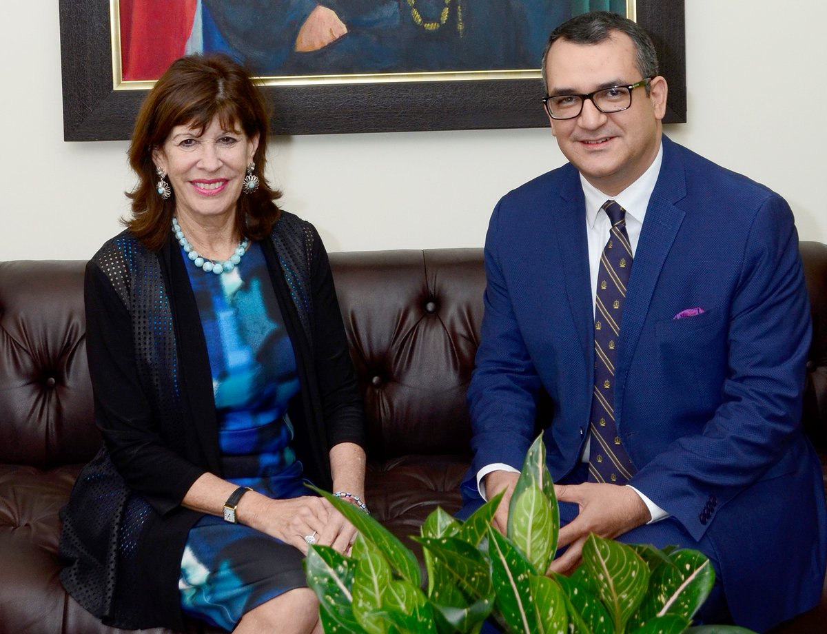 Embajadora de Estados Unidos visita al presidente del TSE; hablan sobre retos con miras a elecciones