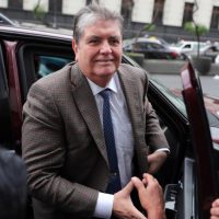 Expresidente peruano Alan García se dispara en la cabeza cuando iba a ser detenido; se encuentra en estado delicado