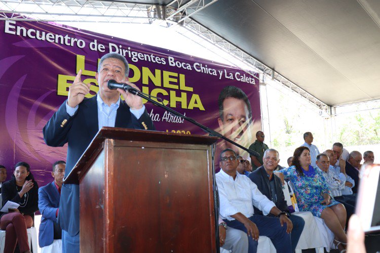 Leonel: La antorcha poder “ni se arrebata ni se secuestra” porque le pertenece al pueblo