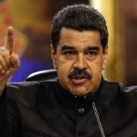 Maduro dice contar con la “total lealtad” de los jefes militares de Venezuela