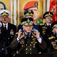 Estados Unidos dice que el ministro de Defensa de Venezuela está en contra de Maduro