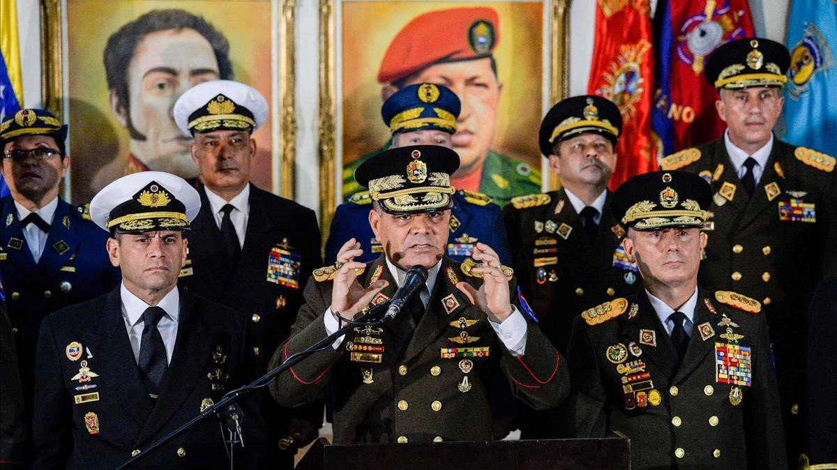 Estados Unidos dice que el ministro de Defensa de Venezuela está en contra de Maduro