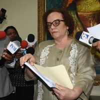 Claro certifica que teléfono de Miriam Germán sí  fue intervenido