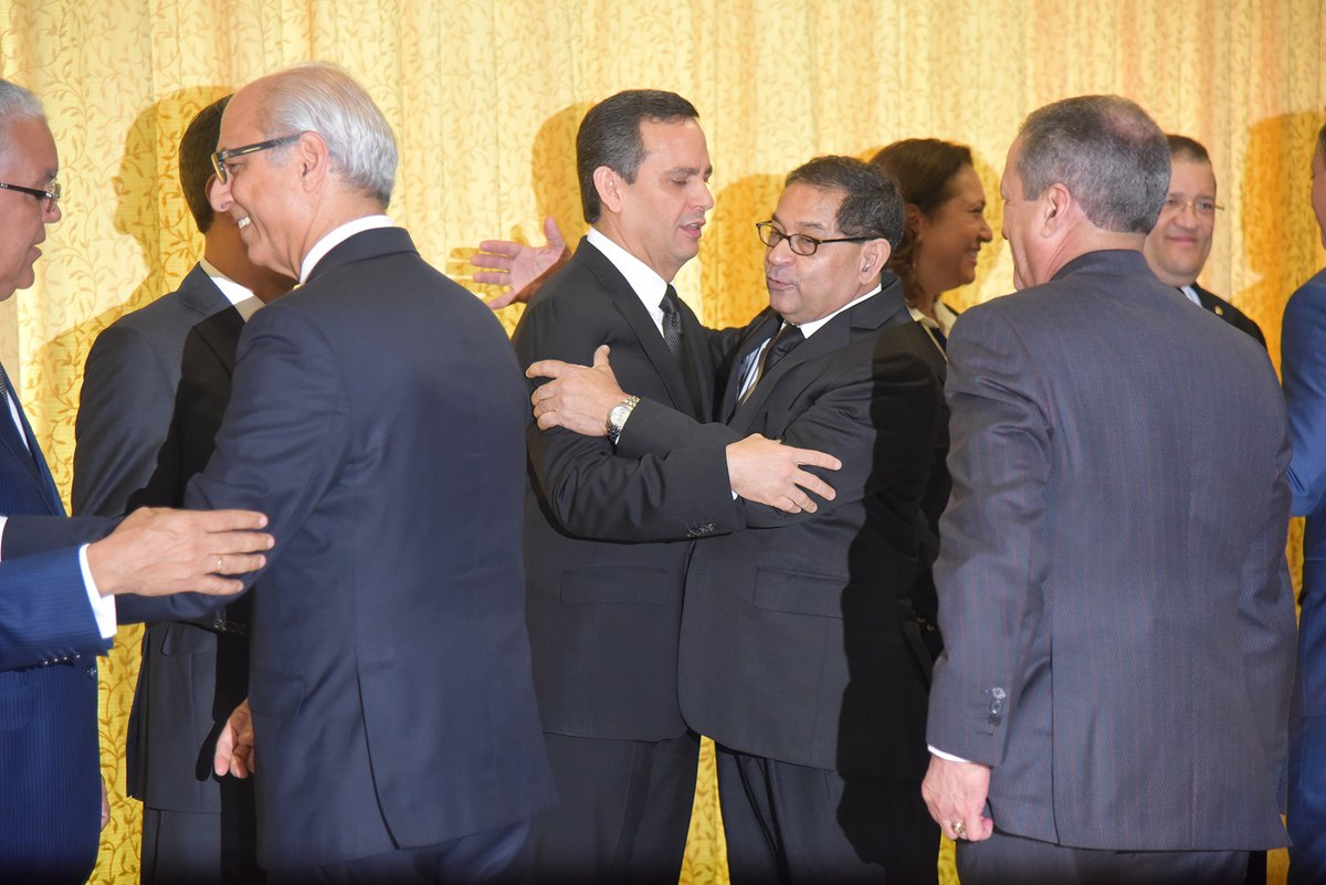Nuevo presidente de Suprema Corte justicia dice que “es mejor convencer que vencer”