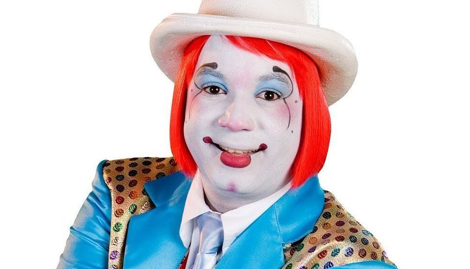 Hay cuatro denunciantes por supuesto abuso sexual en el caso del payaso Kanqui