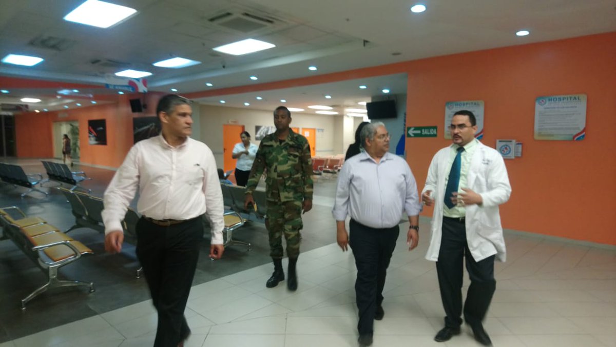 Esta fuera de peligro doctor del Hospital Darío Contreras agredido por familiares de un paciente