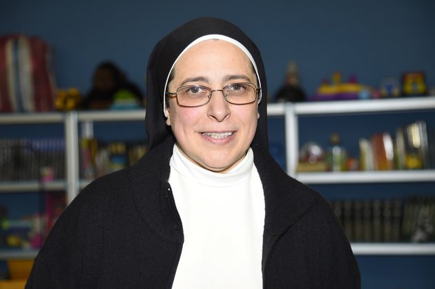 Criticas a declaraciones de monja sobre incendio Catedral: “Personas mueren ahogadas en nuestros mares y eso no ocupa titulares”