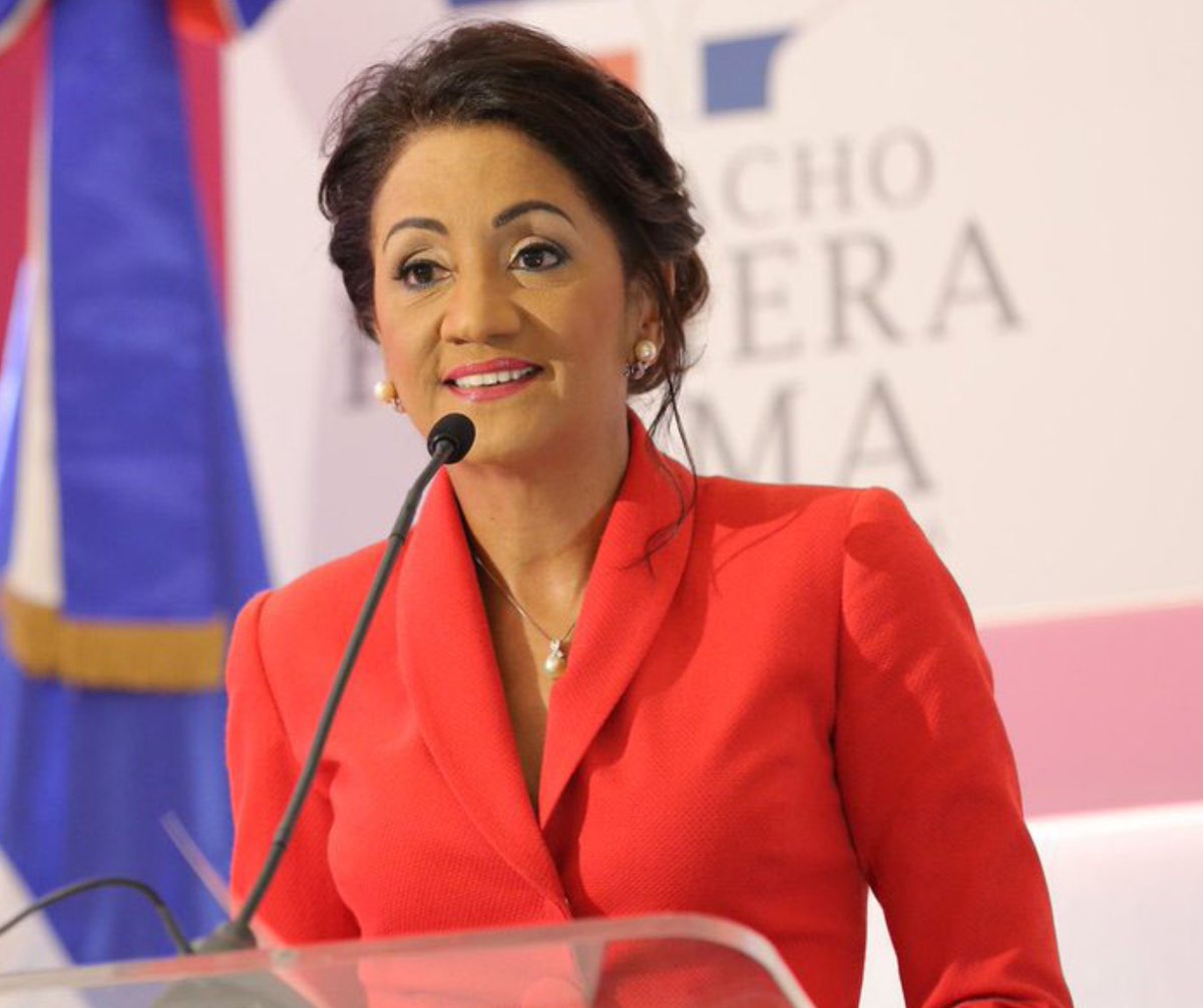 Primera Dama Cándida Montilla insta integrar a autistas