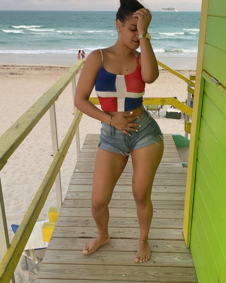 Rosaiiriis Toribio, Instagram – Hot Bikini Dominicana – 27 Febrero 2019