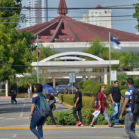 Estudiantes de la UASD exigen tres cuatrimestres por año