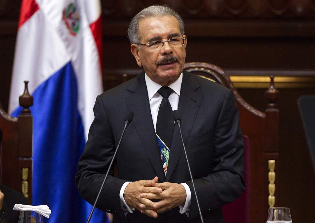 Para inscribir precandidatura de Medina en el PLD, igual debe modificarse primero la Constitución