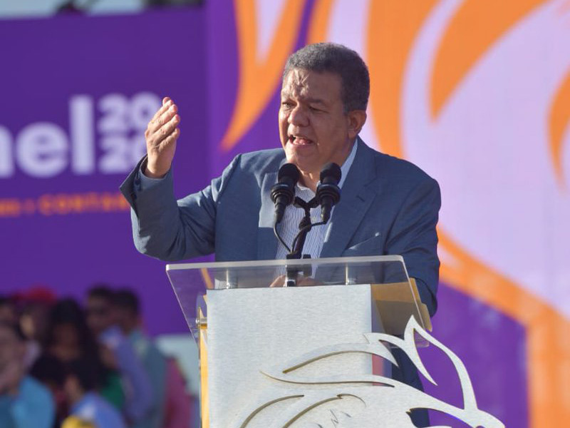 Leonel Fernández expresa rechazo a eventual reelección presidencial de Medina