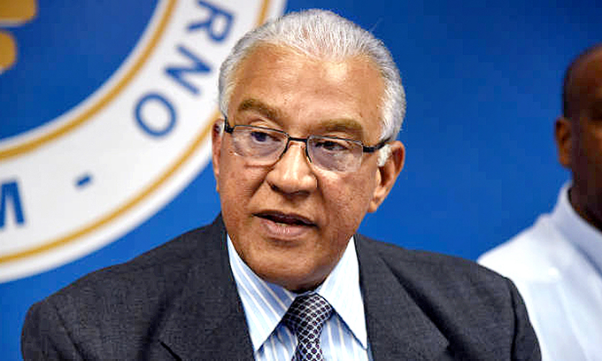 Andrés Bautista dice eliminación de entidades del Estado busca erradicar botellas