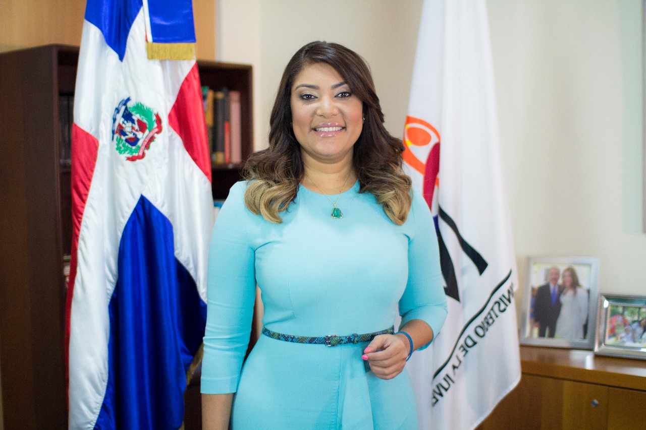 Ordenan a ministra de la Juventud pagar más de seis millones de pesos a empresa tecnológica