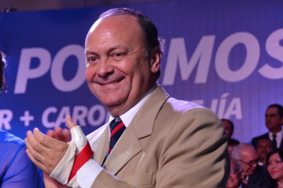 Ramón Hipólito Mejía, hermano de alcaldesa del DN se autosesigna como asesor honorífico de embellecimiento de parques
