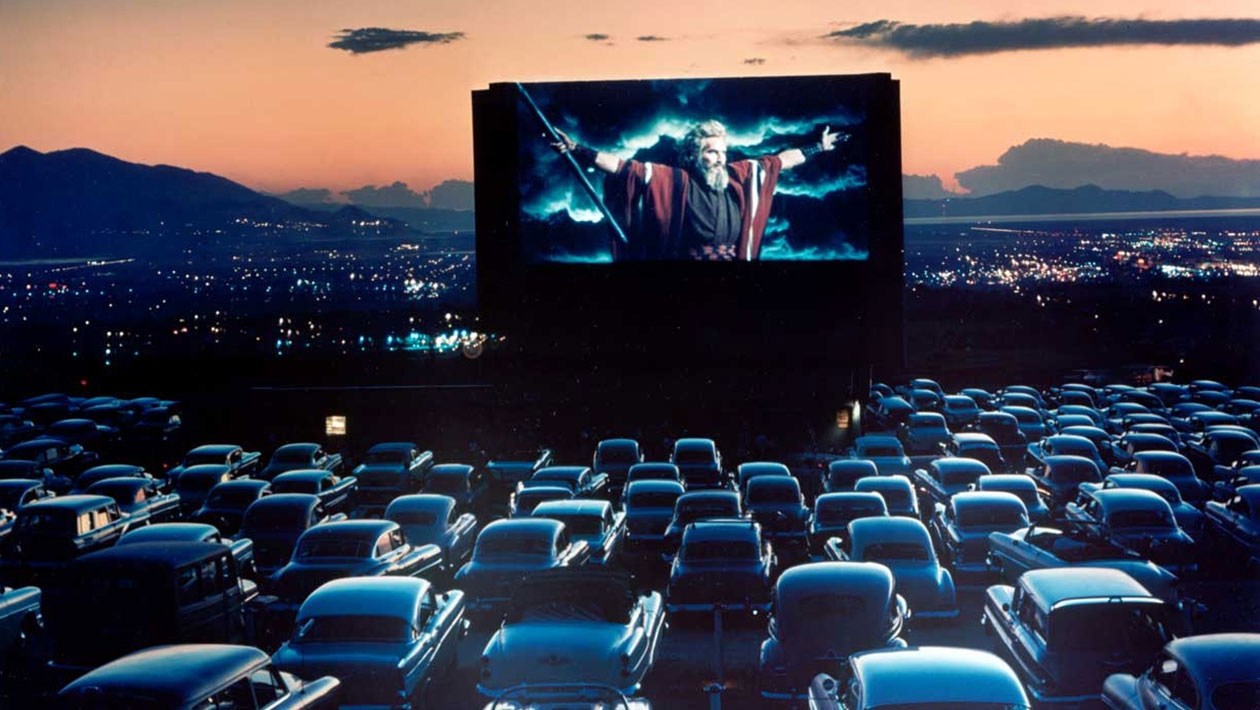 “Caribbean Cinemas Drive-In Sirena” con proyección digital láser llega a República Dominicana