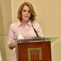 Confirma + Vicegobernadora del Banco Central + Clarissa de la Rocha
