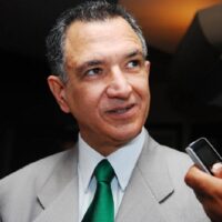 Víctor Grimaldi y Humberto Salazar + Cancelados por Gobierno