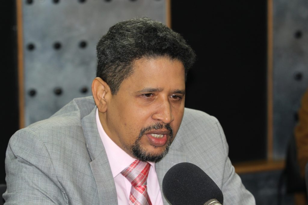Valentín Medrano califica como abusiva e inmoral divulgación de contrato por asesoría honorífica en PGR
