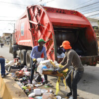 Deudas ahogan a Santiago Oeste